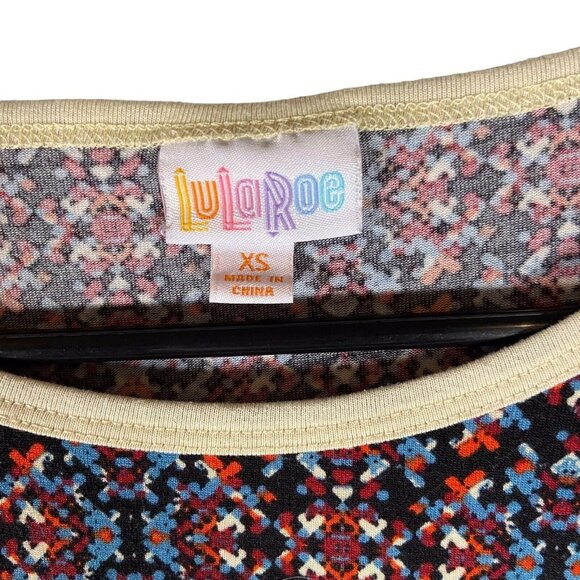LuLaRoe Women's Irma Shirt Size XS Abstract Multicolor Oversize Geometric Tunic - Picture 3 of 5